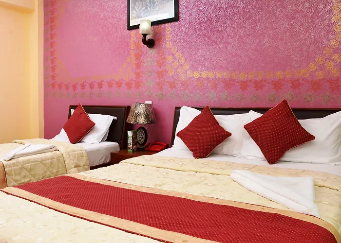 Eco Hotel 3*